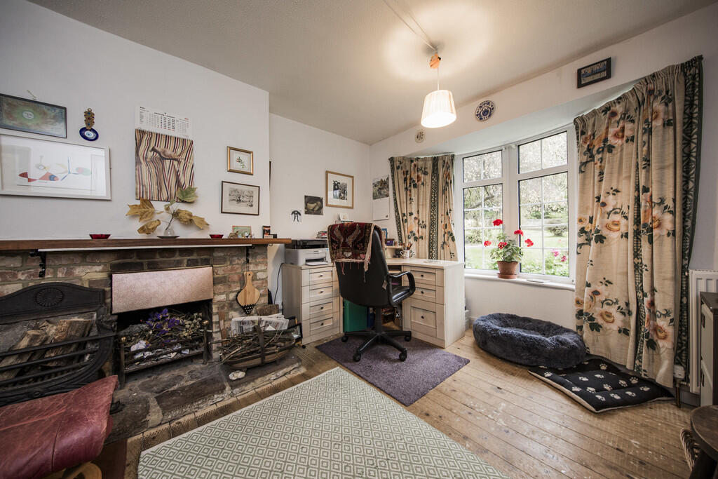 Living room 3