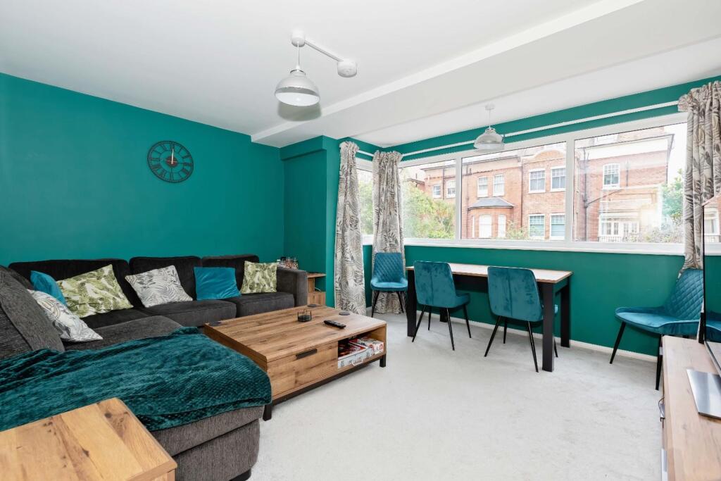Windsor Lodge_5.jpg