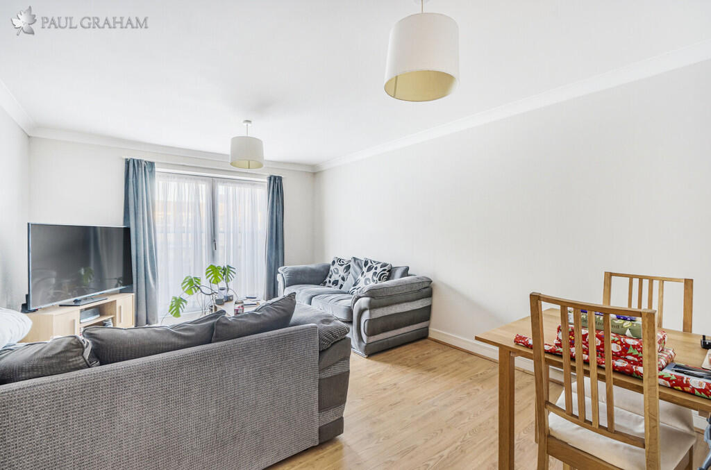 b81a514f-761b-4fd...