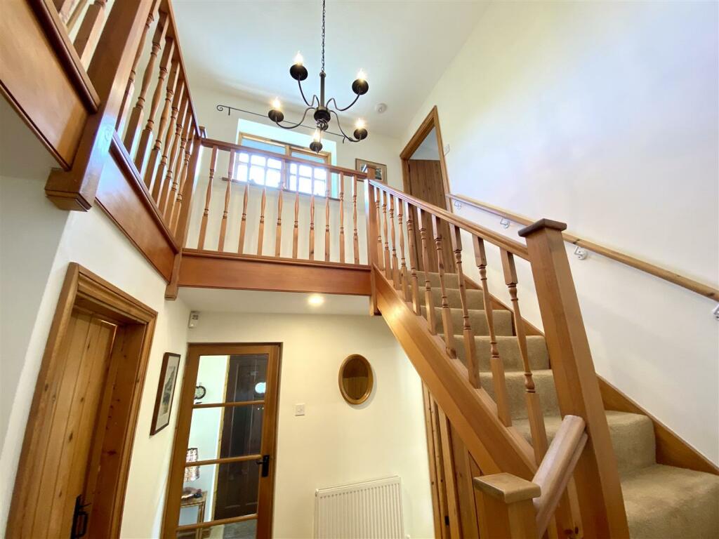 FIRST FLOOR STAIRS AND LANDING