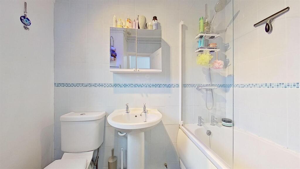 Atherfield-Court-Borrodaile-Road-SW18-01202025_145