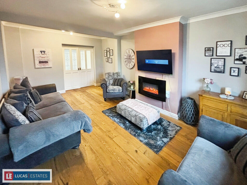 c260884d-image_pi...