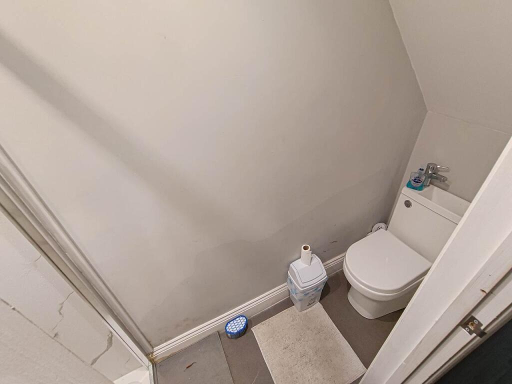 Ground floor bathroo