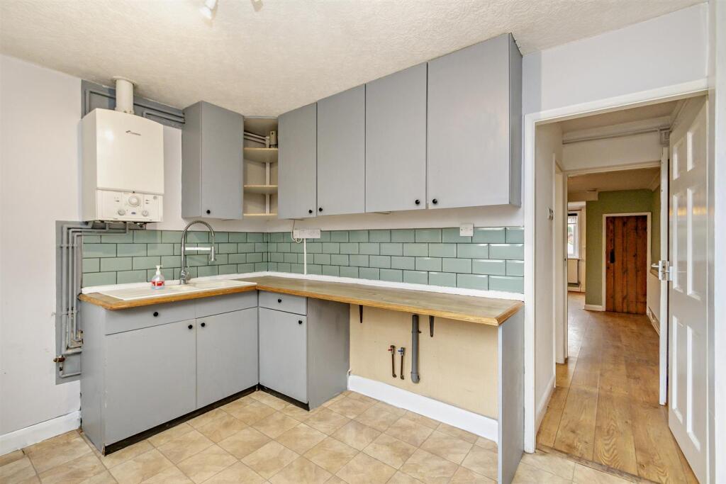 8673528-interior06-800.jpg