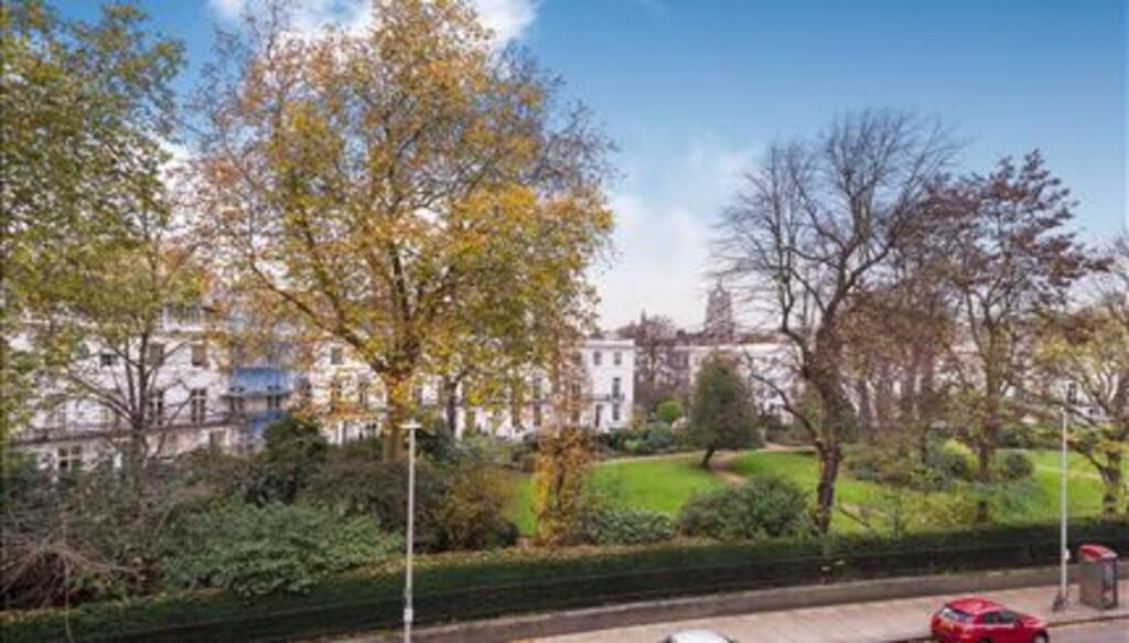 ss_p1101_63678911...