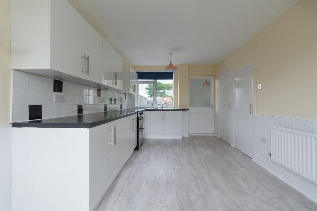 82759_164317_IMAG...