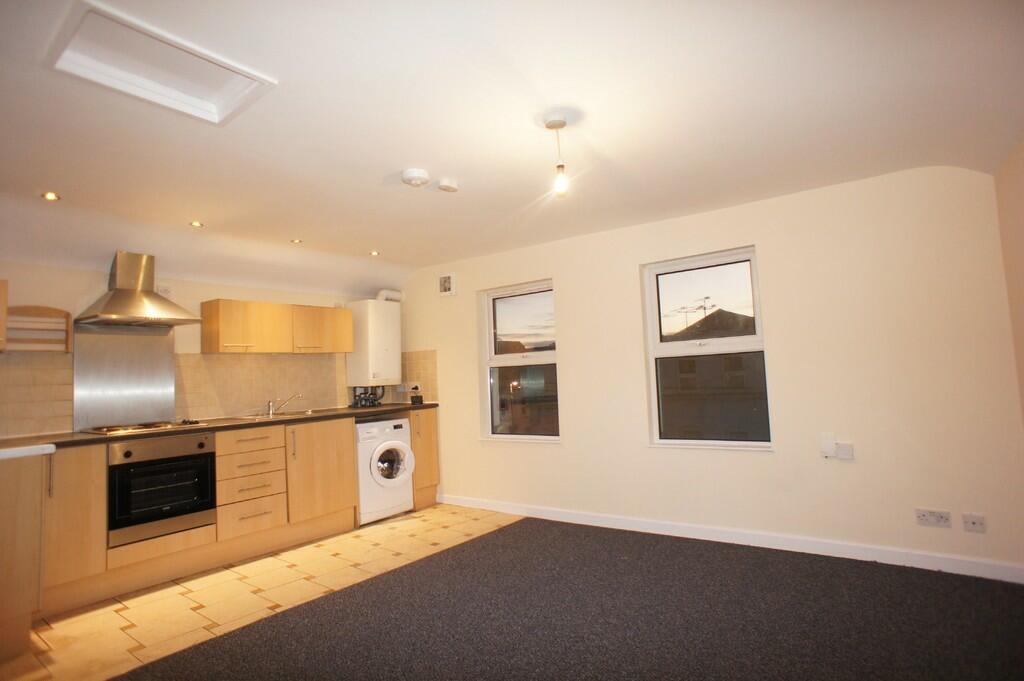 lounge/kitchen