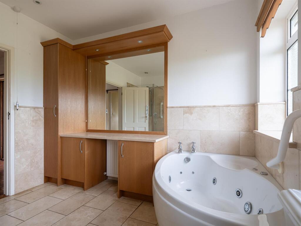 Bremhill View-23.jpg