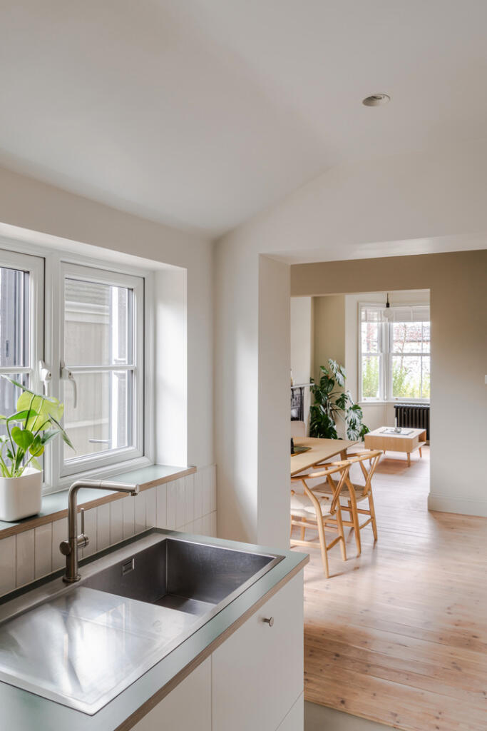 320056 - 45 Howarth Road-13.jpeg