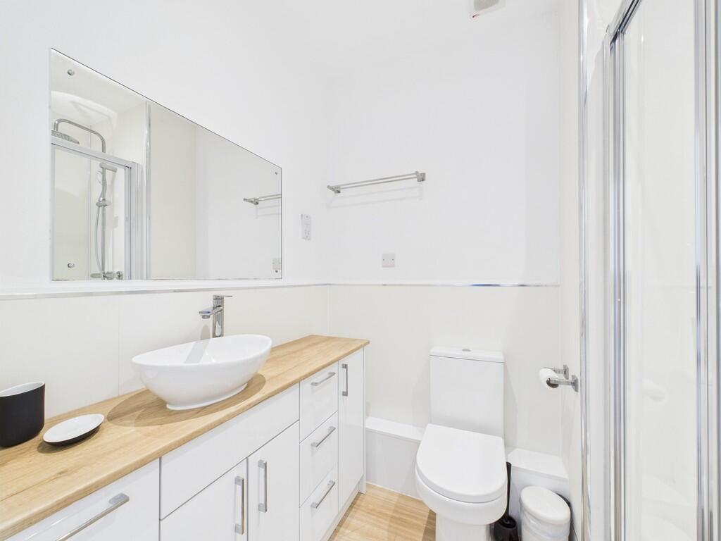 CAM03741G0-PR0094...