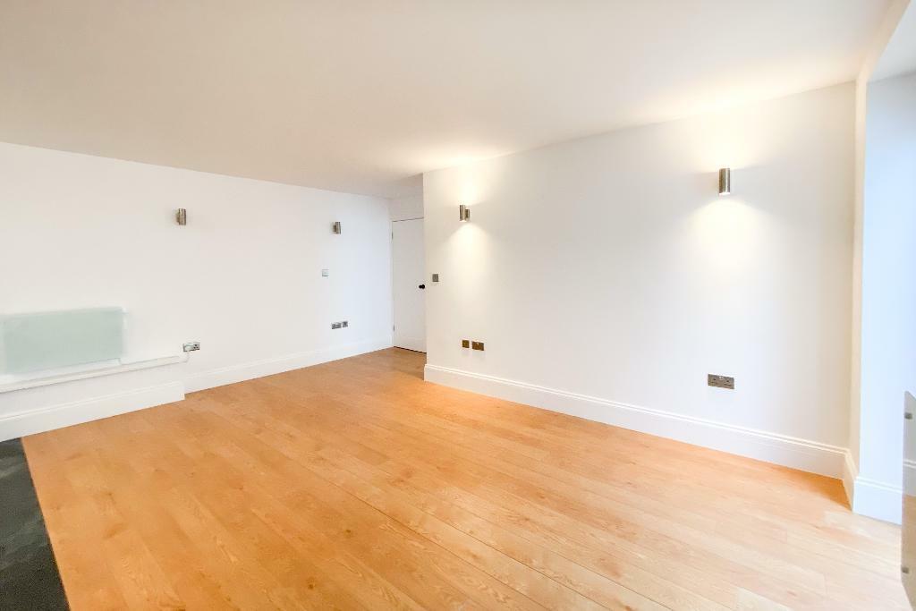 Lounge / Diner - pic 4