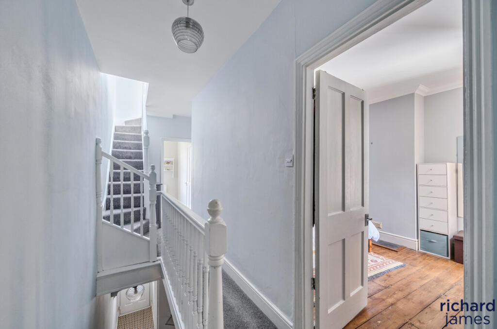 b7ab1b994ce245d6b9202ba8e921901e