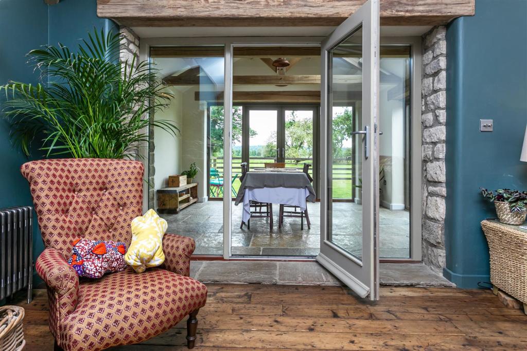 Sitting Room to Dining Room