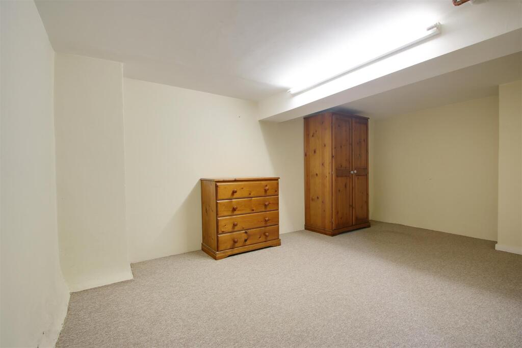 Flat 1 store room