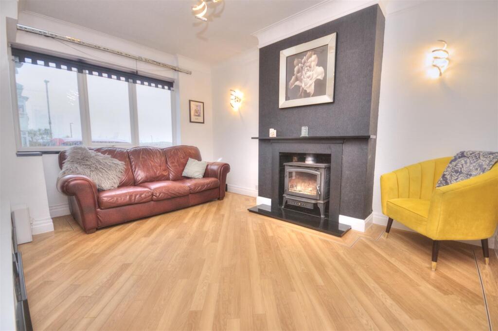 DSC_3742_Smooth 3.jpg