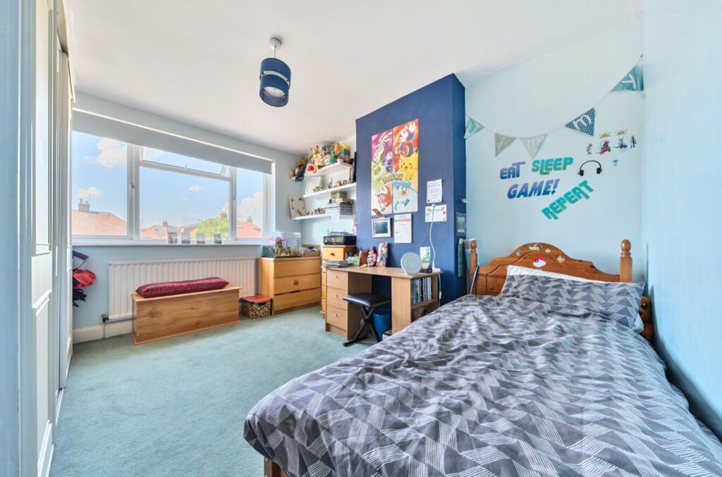 28-6821fe4219df3-1288311-ARW-28