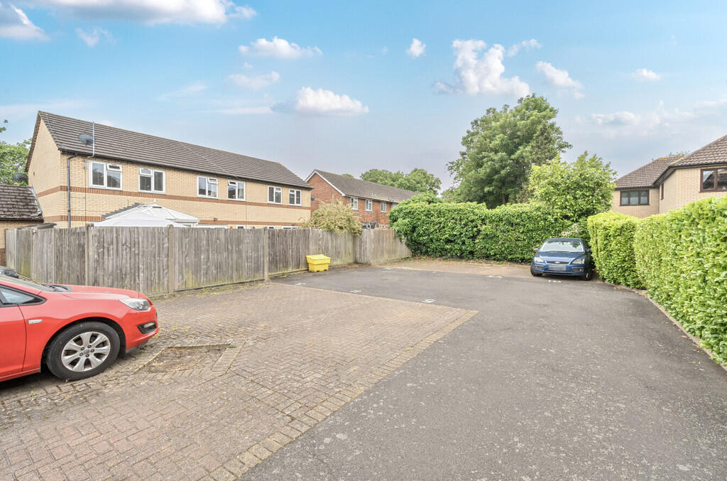 1303368-4-683f2e8...