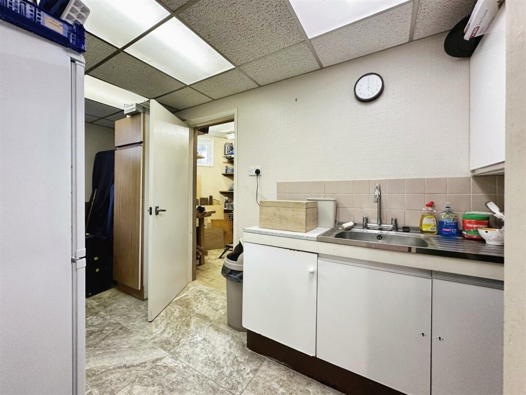 9e9141d2-image_picker_10316CBF-4F42-4126-8929-42FE