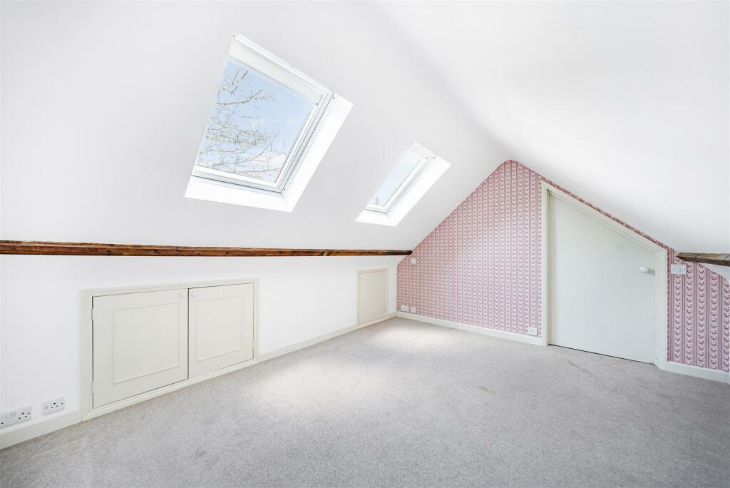 Bedroom 2.jpg