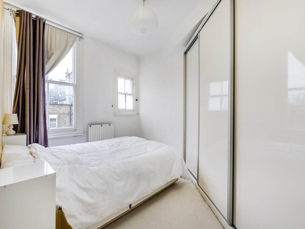 Dawes Road 104 FLAT 