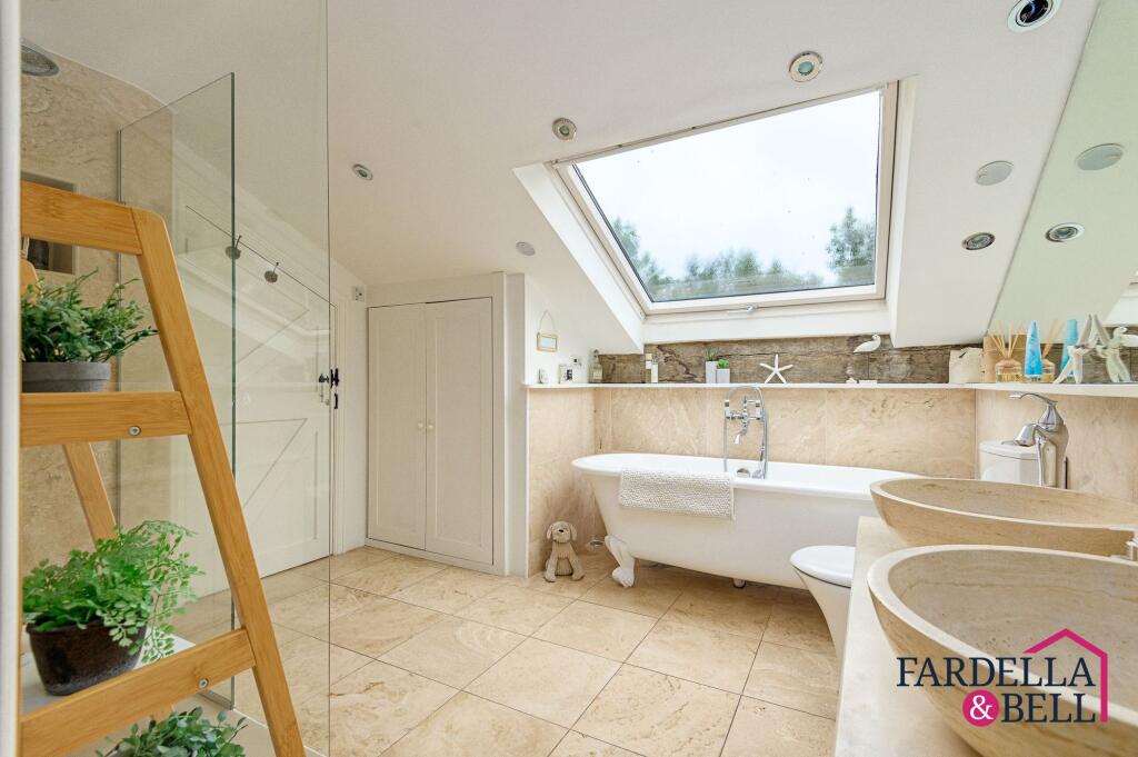Family bathroom