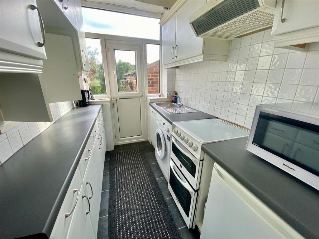 Bramleys Estate Agents - Glebe Gate - Mirfield (13