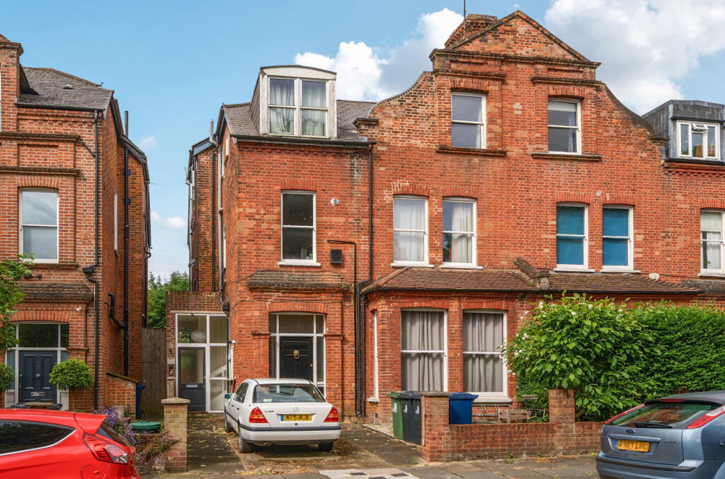 2-1300858-2-68381...