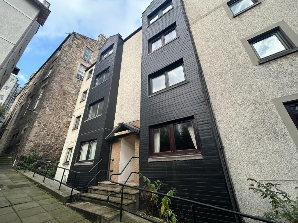 11/8 Bells Wynd, Old Town, Edinburgh, EH1