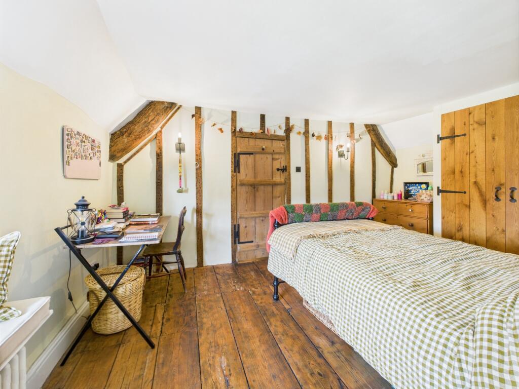 BEDROOM TWO