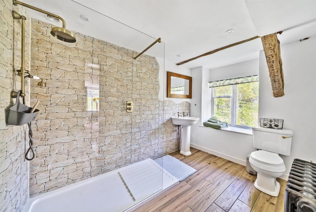 Annexe Bathroom