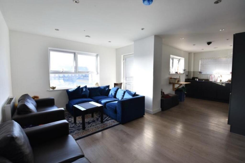 WhatsApp Image 2025-10-20 at 1.01.15 PM (7).jpeg