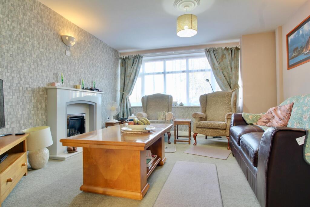 Lounge Gus Critchlow EweMove Hinckley