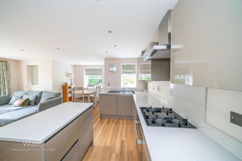 © Webbs Estate Agents © (3 of 98).jpg