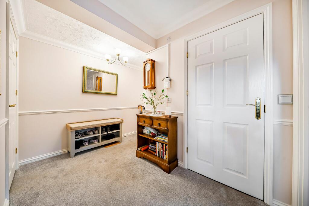 Entrance Hall (2)