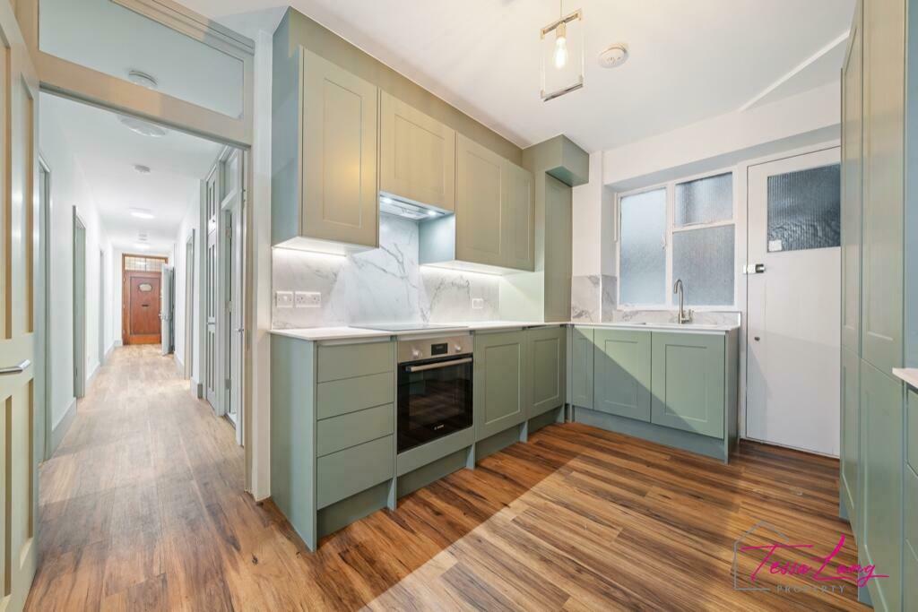Kitchen &amp; Hallway