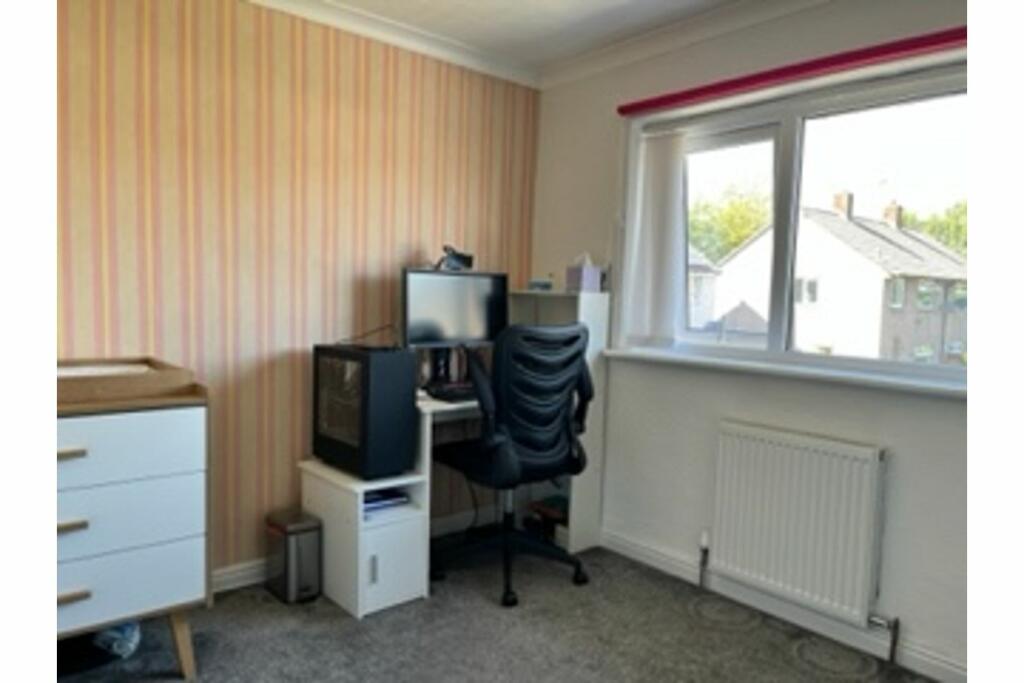 Bedroom Three/Study