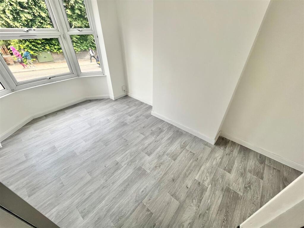 Double Bedroom