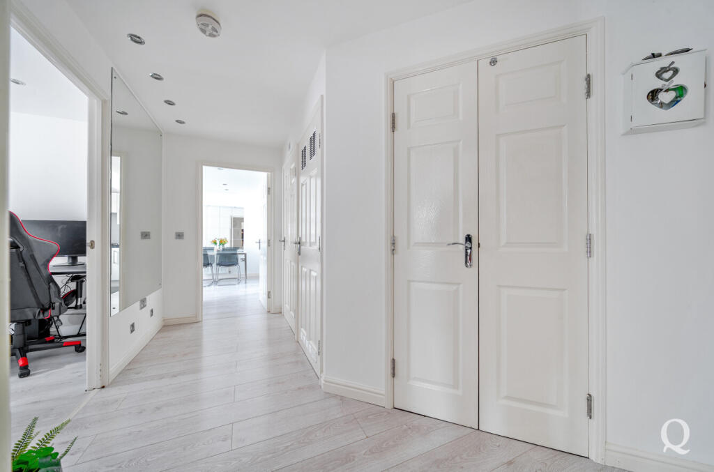 779e9262-934e-49f...