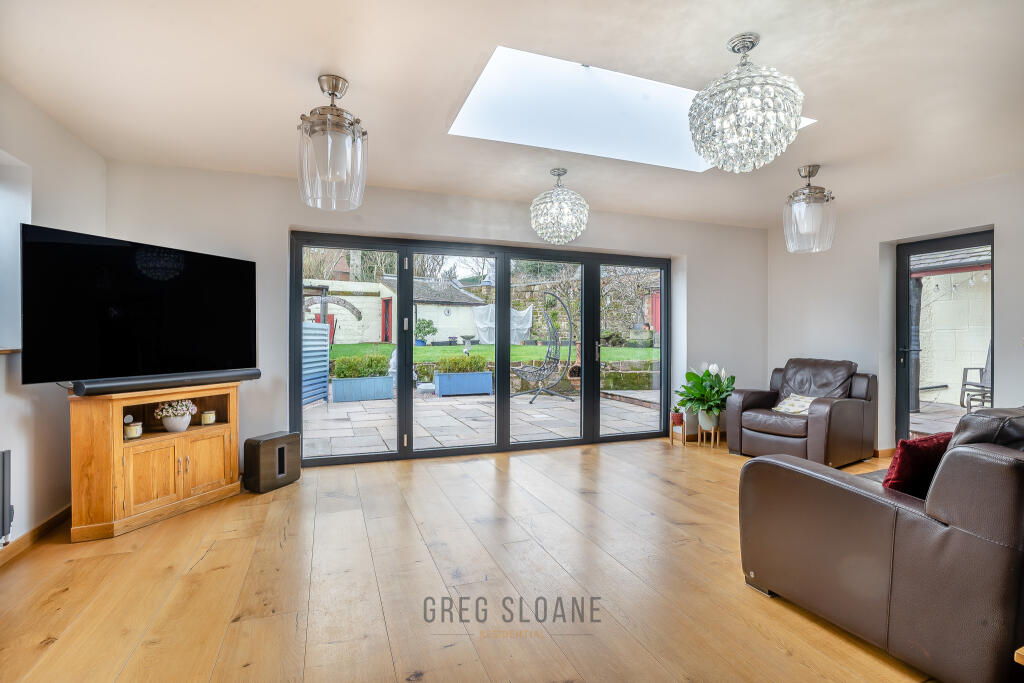 Living Room into Sun Room