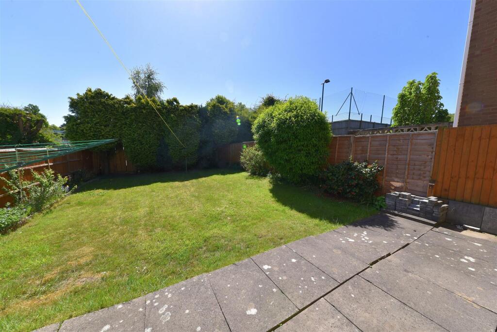 garden1.JPG