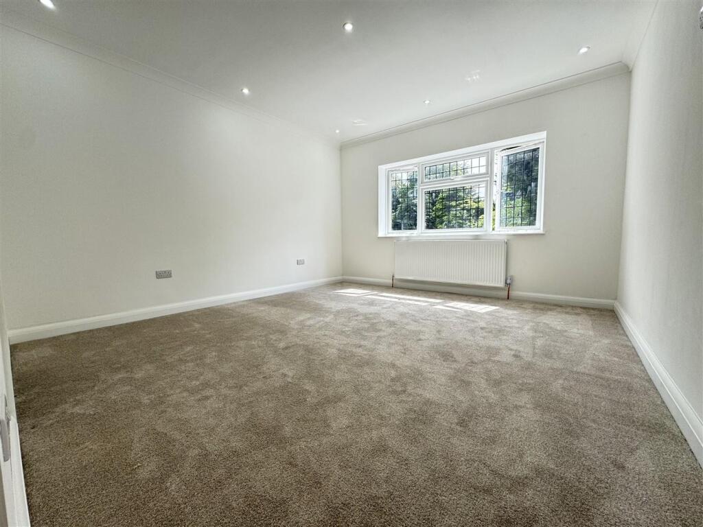 IMG_8528 (Large).JPG