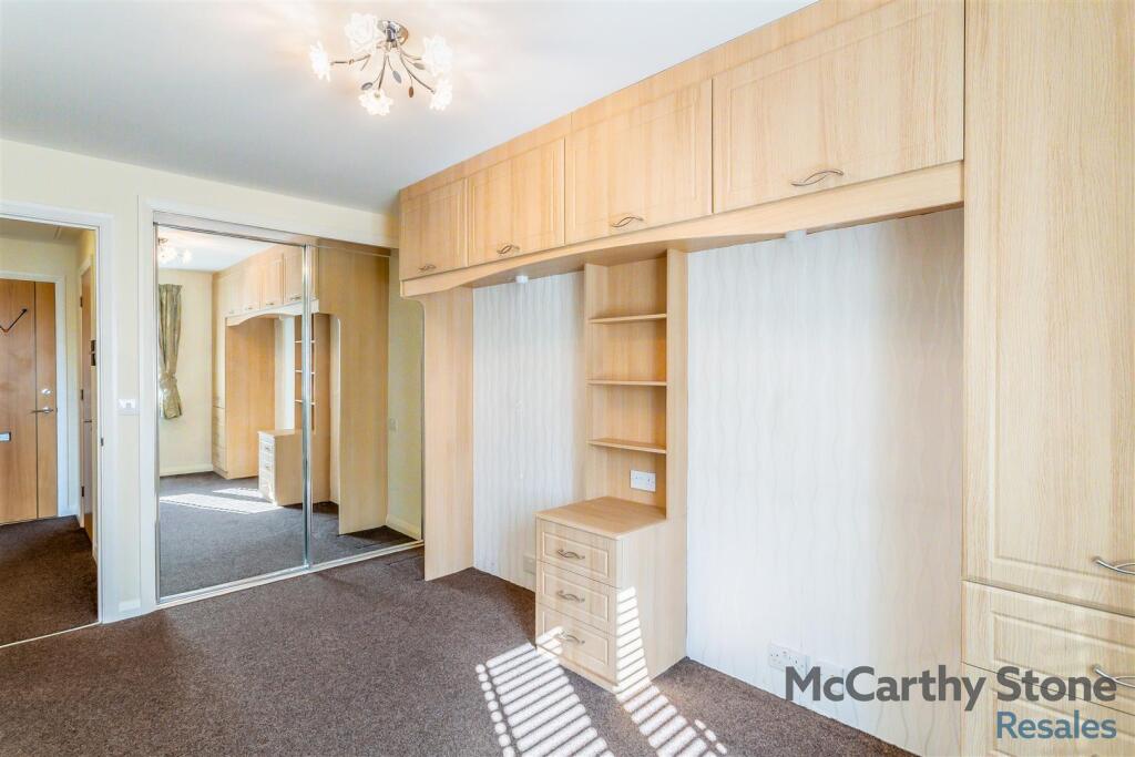 8642747-interior05.jpg