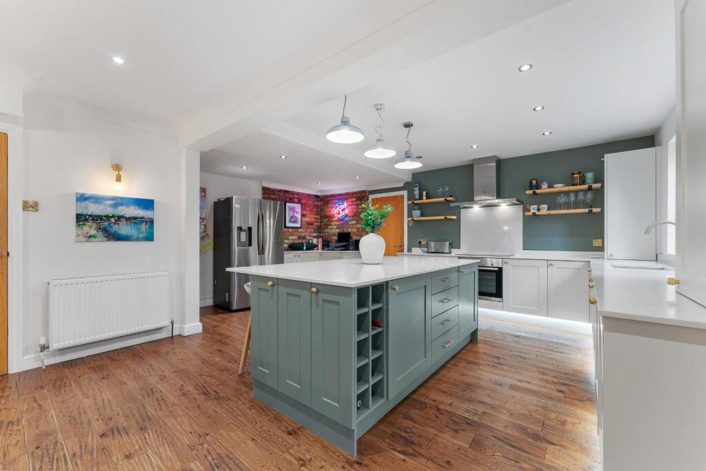 3 Westminster Drive69.jpg