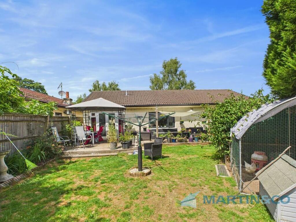 CAM02145G0-PR0069...