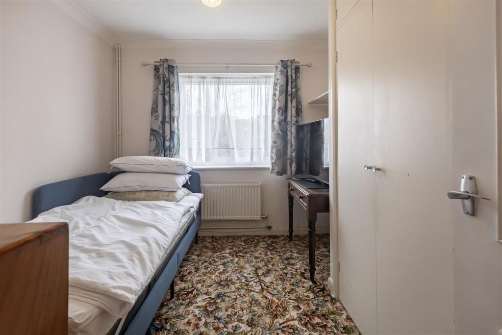 11 Higham View   (12).jpg