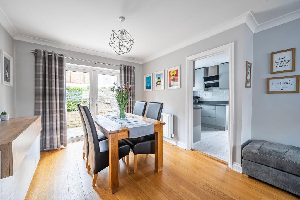 lounge / Dining Room