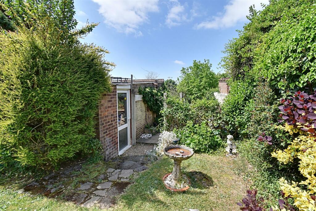 Garden 2.jpg