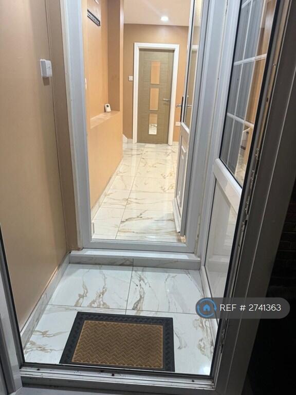 Entrance With Double Doors
