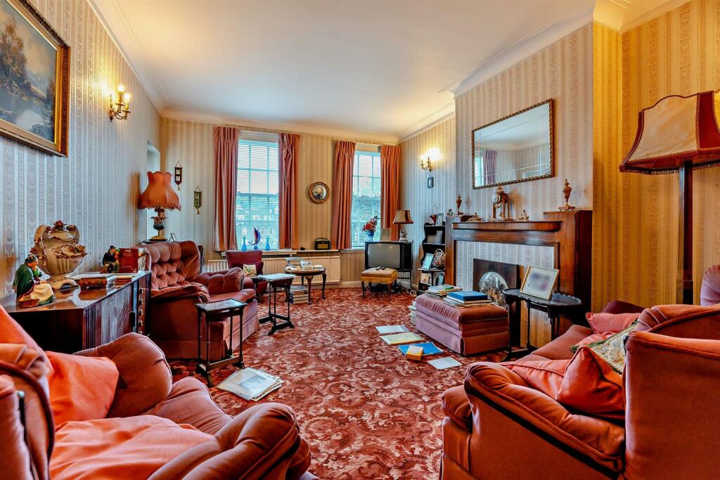 8626713-interior03-800.jpg