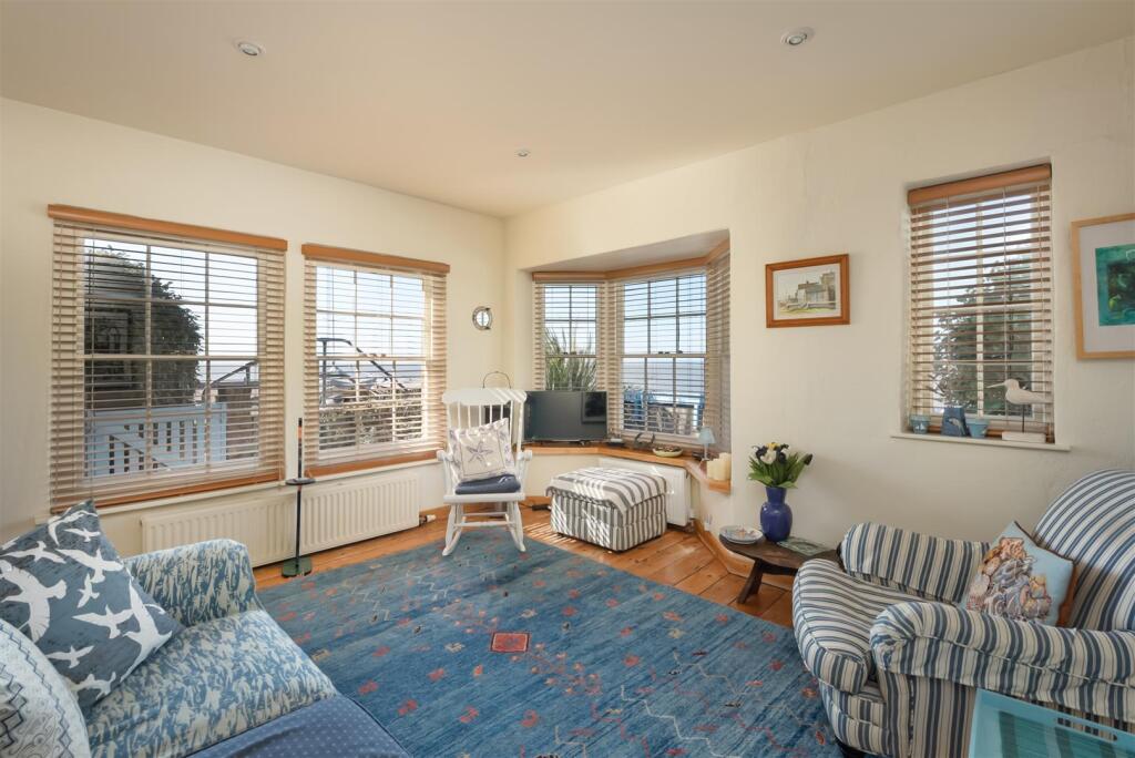 Sea Wall, Whitstable